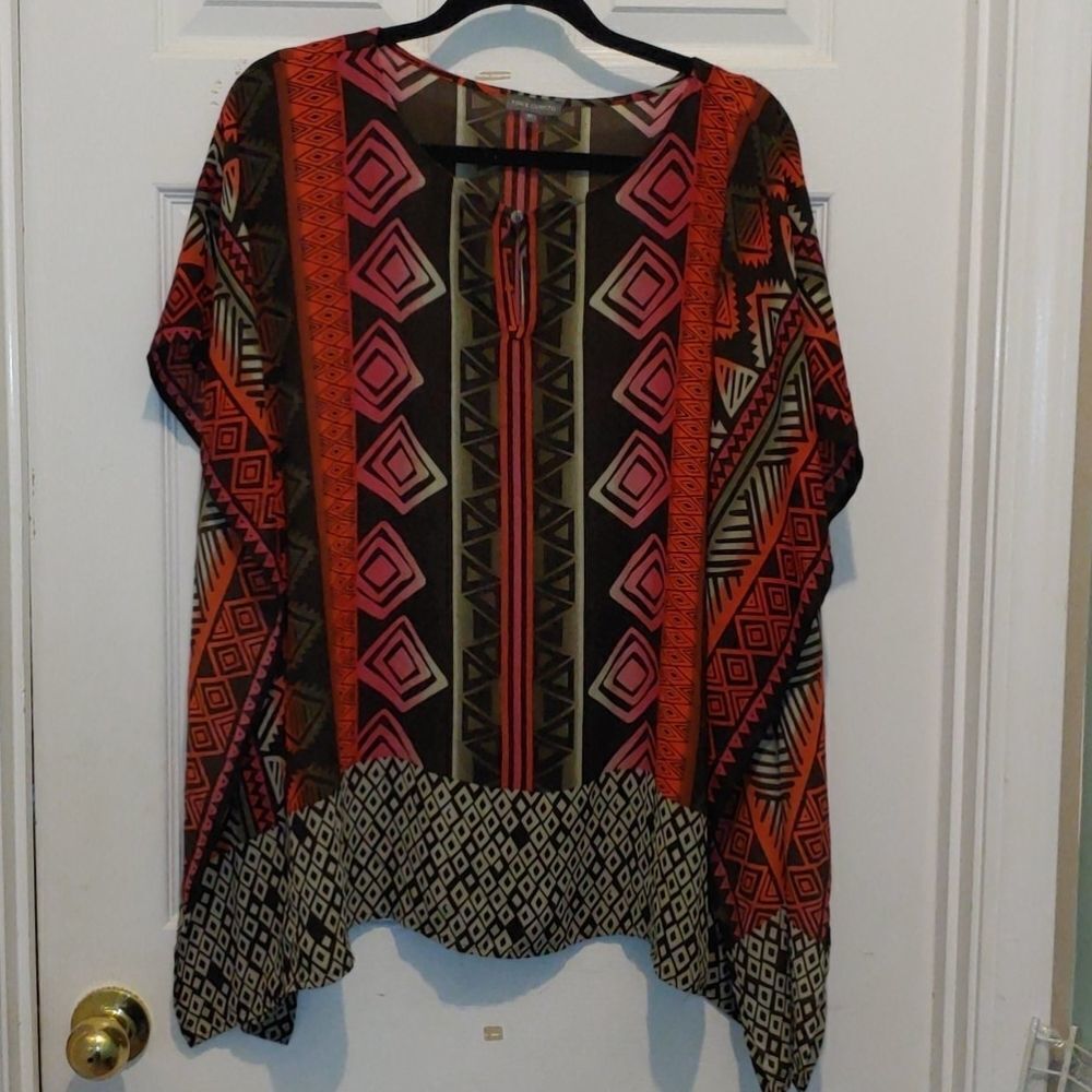 Vincent Camuto orange and brown top Sz M